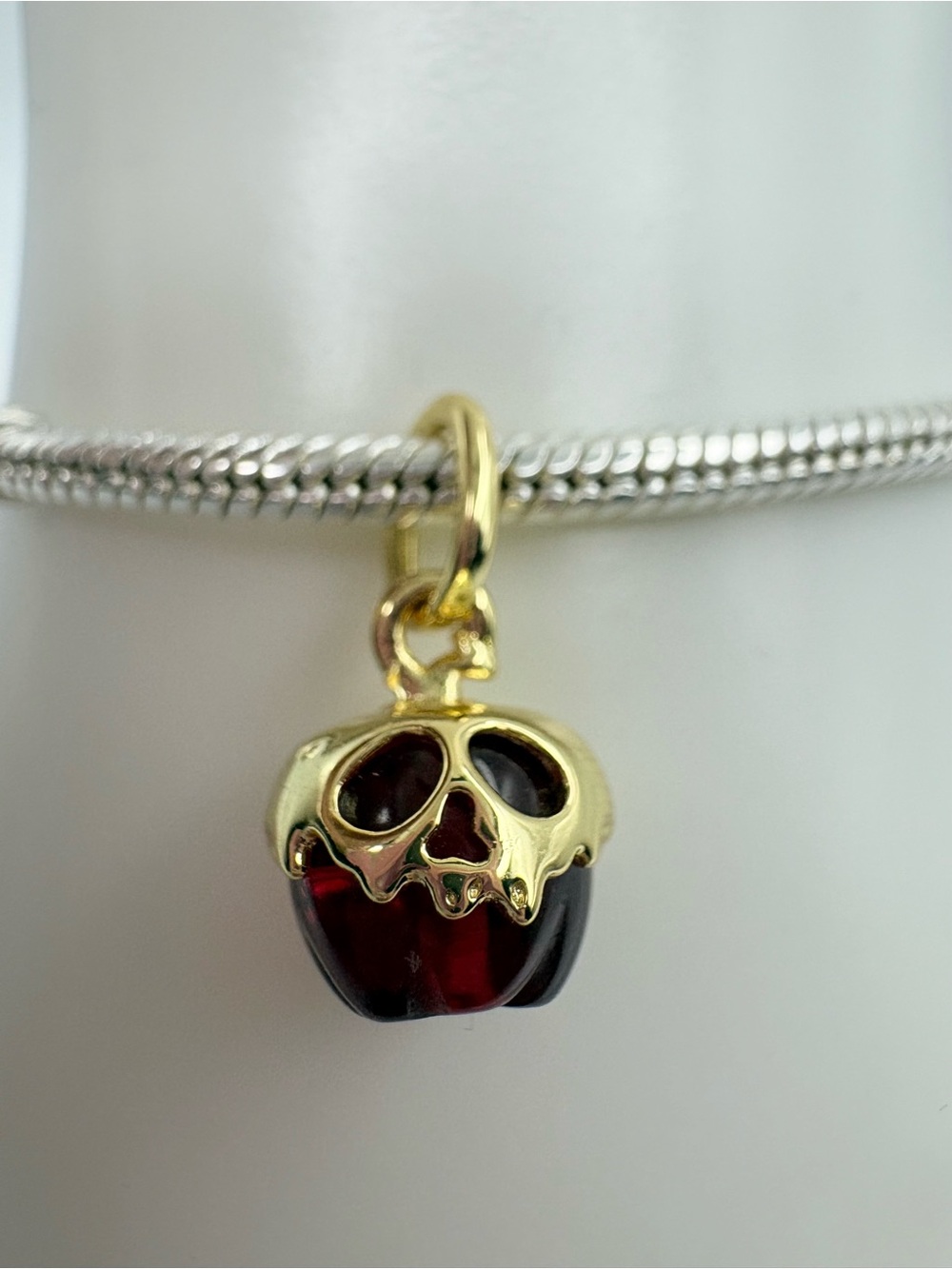 Pandora Villains Evil Queen Apple Charm